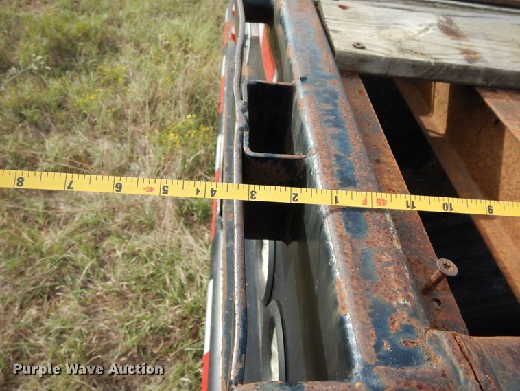 image for item DJ7444 1985 Lufkin FL-75 AR  flatbed trailer