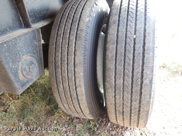 image for item DJ7444 1985 Lufkin FL-75 AR  flatbed trailer