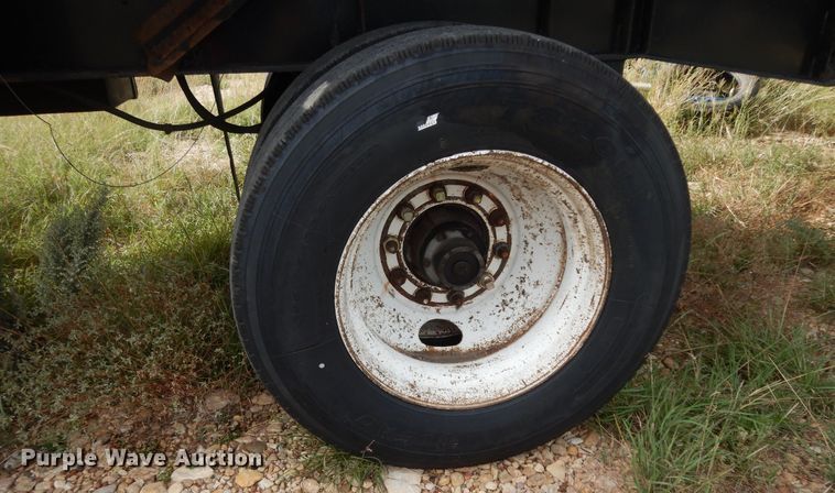 image for item DJ7444 1985 Lufkin FL-75 AR  flatbed trailer