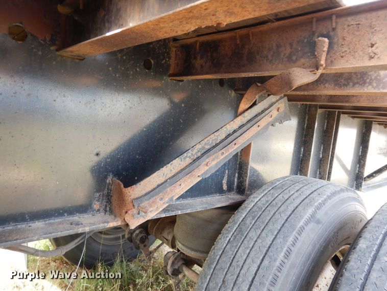 image for item DJ7444 1985 Lufkin FL-75 AR  flatbed trailer