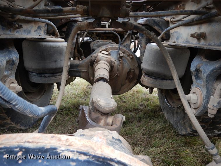 image for item DJ7470 1996 Peterbilt 378  semi truck