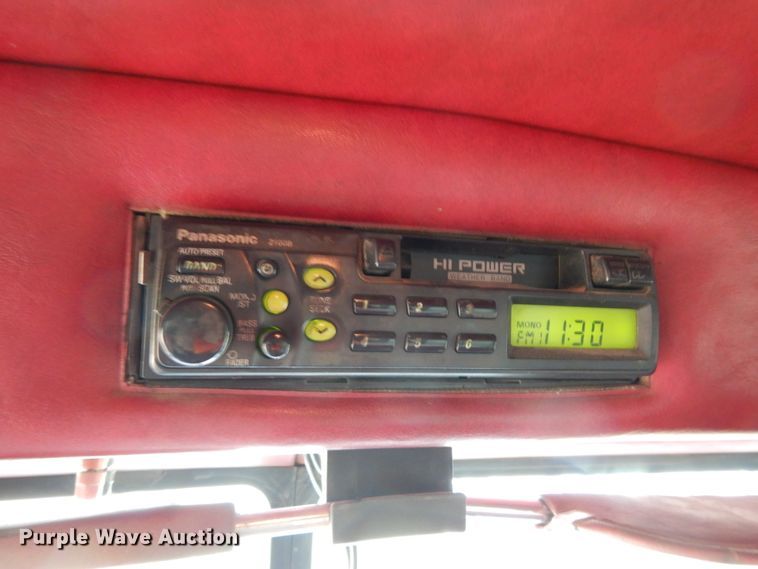 image for item DJ7470 1996 Peterbilt 378  semi truck