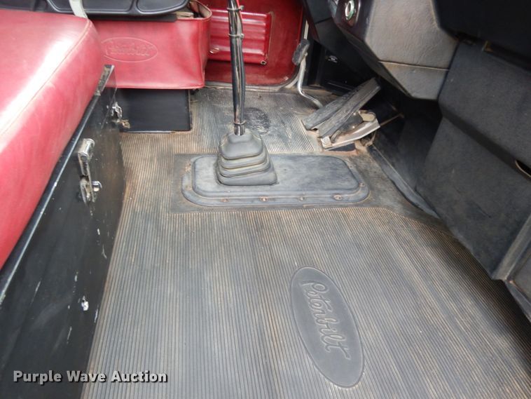 image for item DJ7470 1996 Peterbilt 378  semi truck