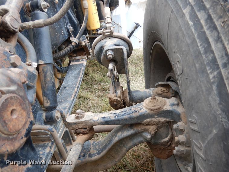 image for item DJ7470 1996 Peterbilt 378  semi truck