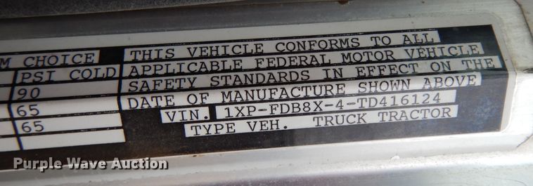 image for item DJ7470 1996 Peterbilt 378  semi truck