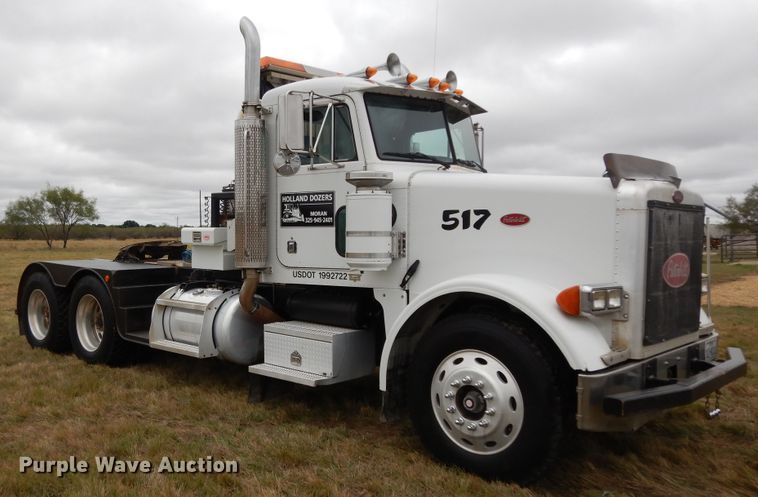image for item DJ7471 2000 Peterbilt 378  semi truck
