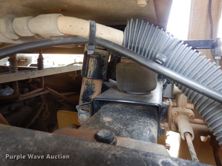 image for item DJ7472 1998 Peterbilt 378  semi truck