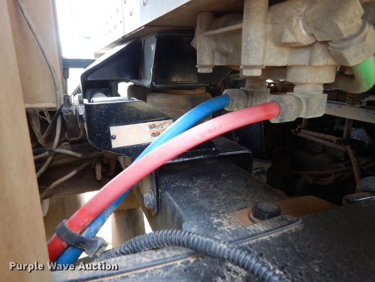 image for item DJ7472 1998 Peterbilt 378  semi truck