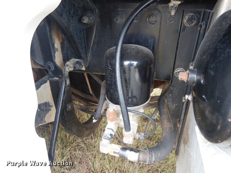 image for item DJ7472 1998 Peterbilt 378  semi truck