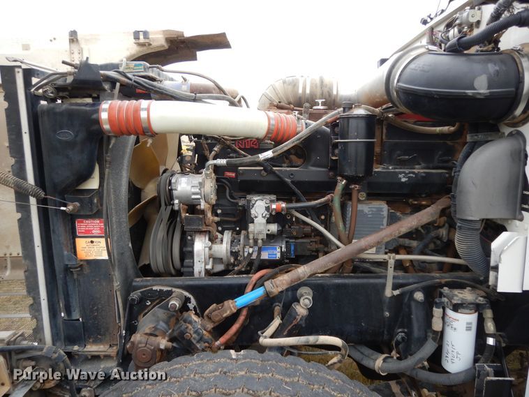 image for item DJ7472 1998 Peterbilt 378  semi truck