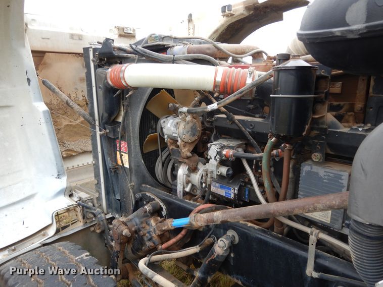 image for item DJ7472 1998 Peterbilt 378  semi truck