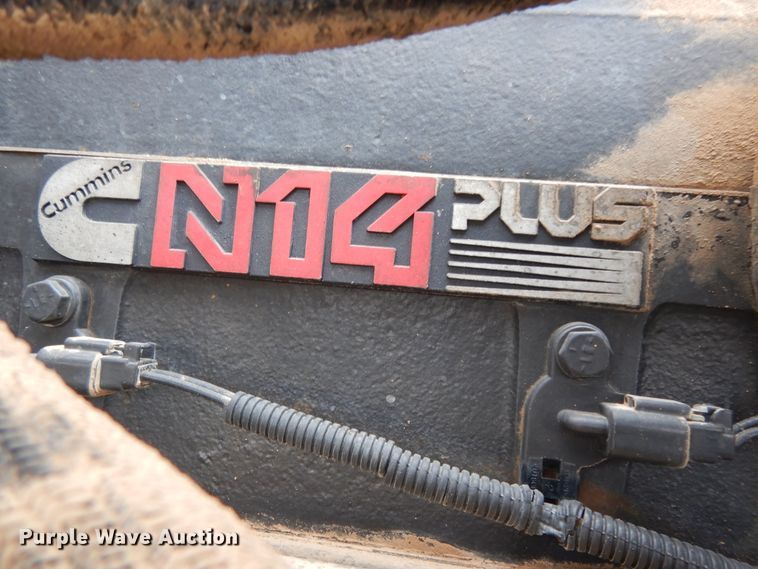 image for item DJ7472 1998 Peterbilt 378  semi truck