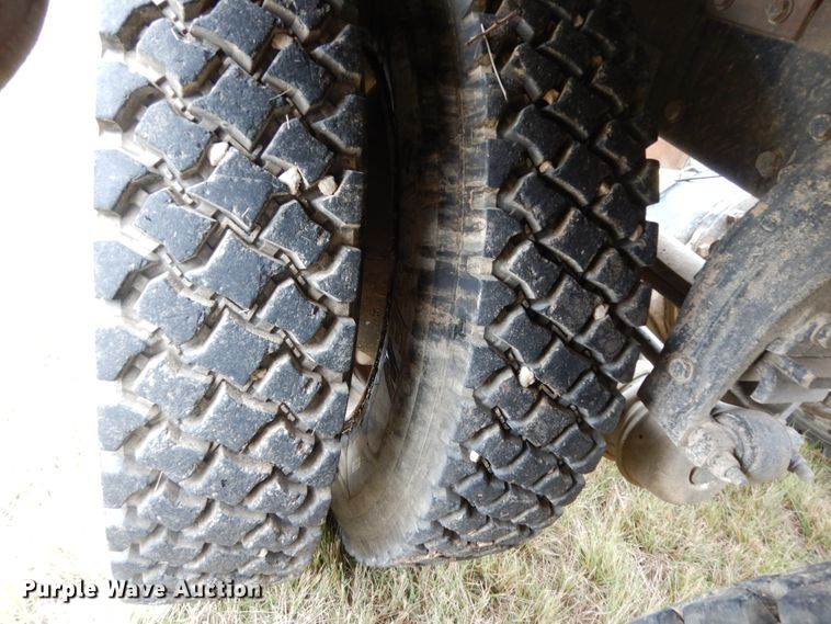 image for item DJ7472 1998 Peterbilt 378  semi truck