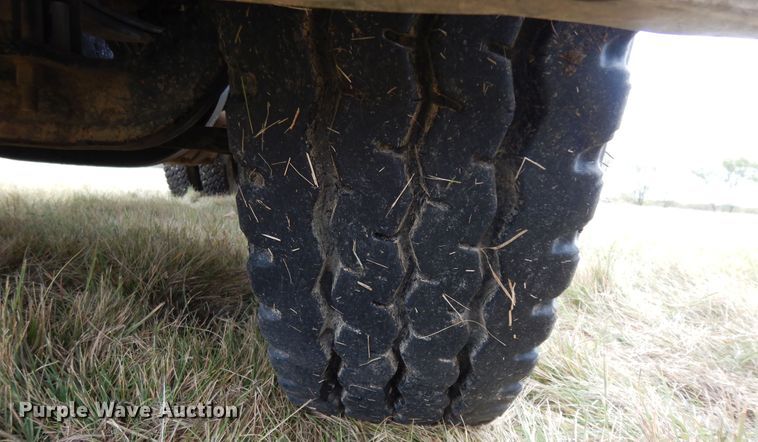 image for item DJ7472 1998 Peterbilt 378  semi truck