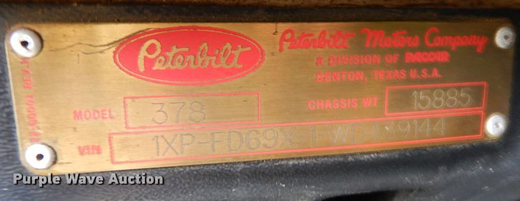 image for item DJ7472 1998 Peterbilt 378  semi truck