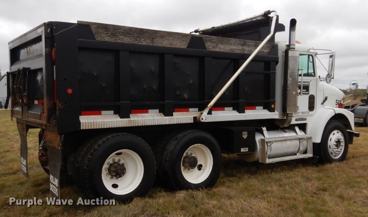 image for item DJ7473 1995 Freightliner FLD  dump truck