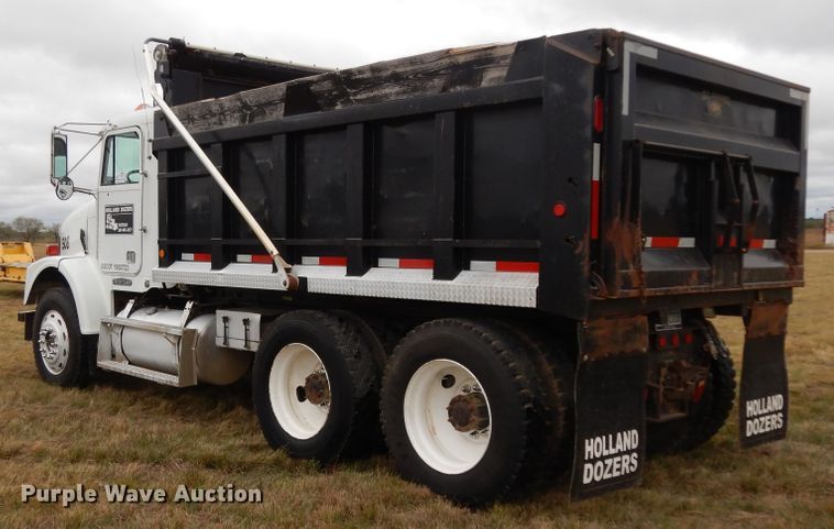 image for item DJ7473 1995 Freightliner FLD  dump truck