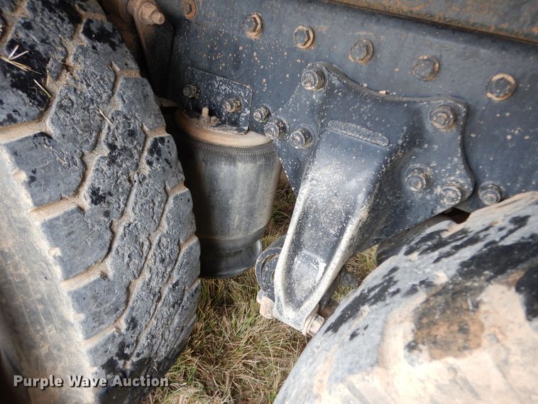 image for item DJ7473 1995 Freightliner FLD  dump truck