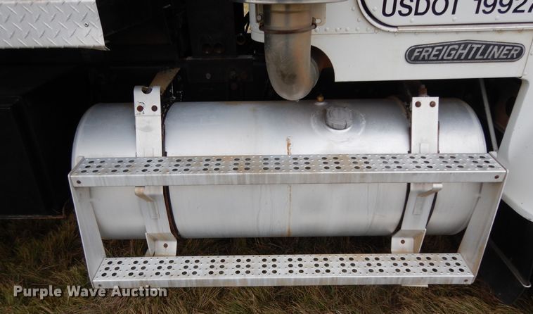 image for item DJ7473 1995 Freightliner FLD  dump truck