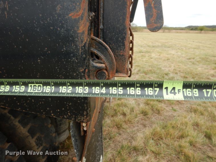 image for item DJ7473 1995 Freightliner FLD  dump truck