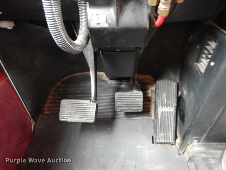 image for item DJ7473 1995 Freightliner FLD  dump truck