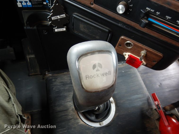 image for item DJ7473 1995 Freightliner FLD  dump truck