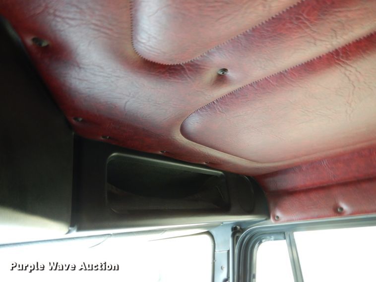 image for item DJ7473 1995 Freightliner FLD  dump truck