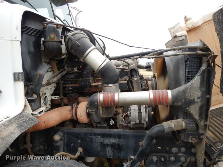 image for item DJ7473 1995 Freightliner FLD  dump truck