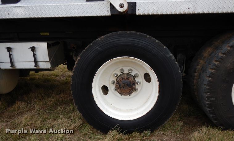 image for item DJ7473 1995 Freightliner FLD  dump truck