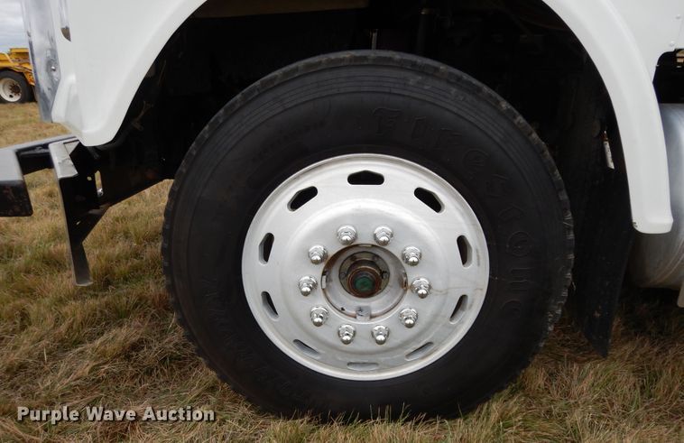 image for item DJ7473 1995 Freightliner FLD  dump truck