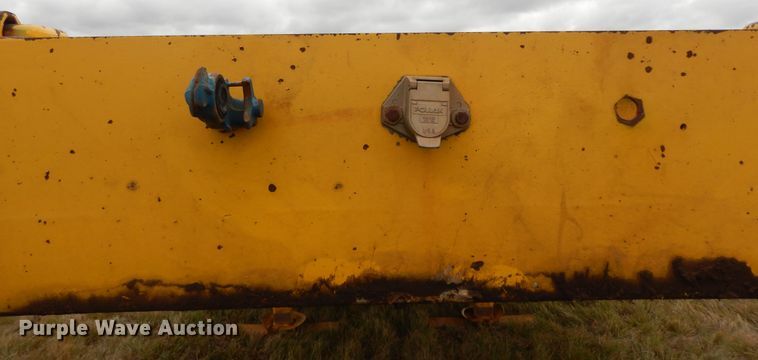 image for item DJ7475 1997 Atoka Welding & Fabrication LB  drop deck equipment trailer