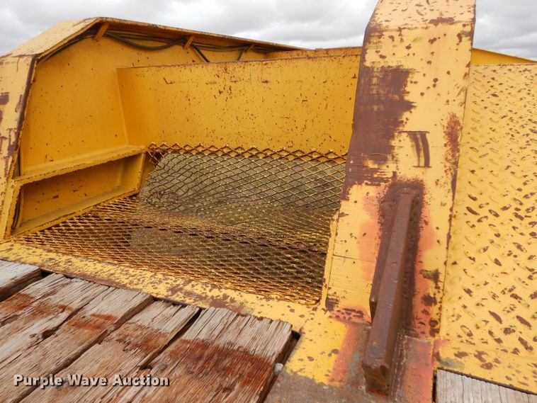 image for item DJ7475 1997 Atoka Welding & Fabrication LB  drop deck equipment trailer