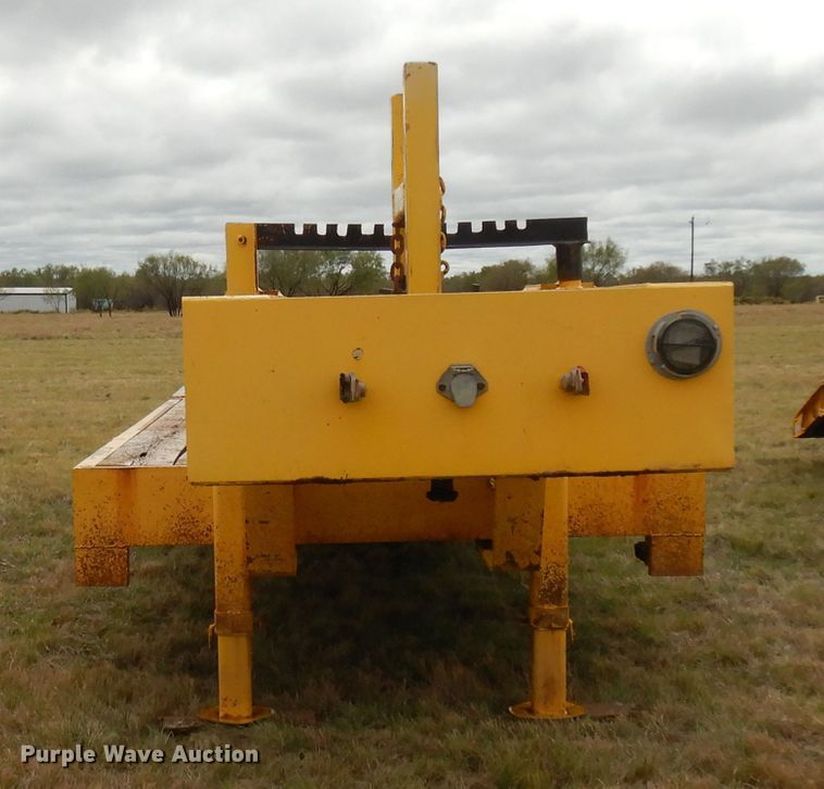 image for item DJ7477 1982 Nuttall 225-E  equipment trailer