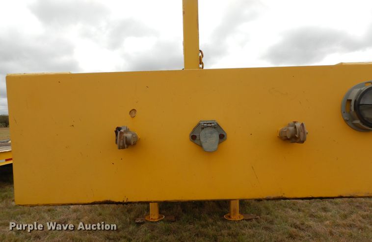 image for item DJ7477 1982 Nuttall 225-E  equipment trailer