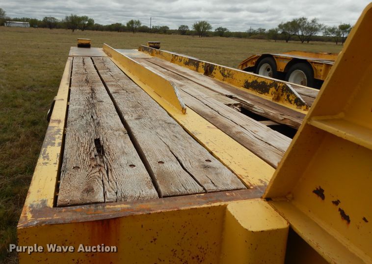 image for item DJ7477 1982 Nuttall 225-E  equipment trailer