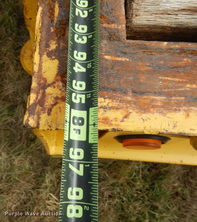 image for item DJ7477 1982 Nuttall 225-E  equipment trailer