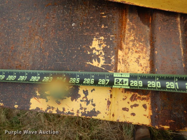 image for item DJ7477 1982 Nuttall 225-E  equipment trailer