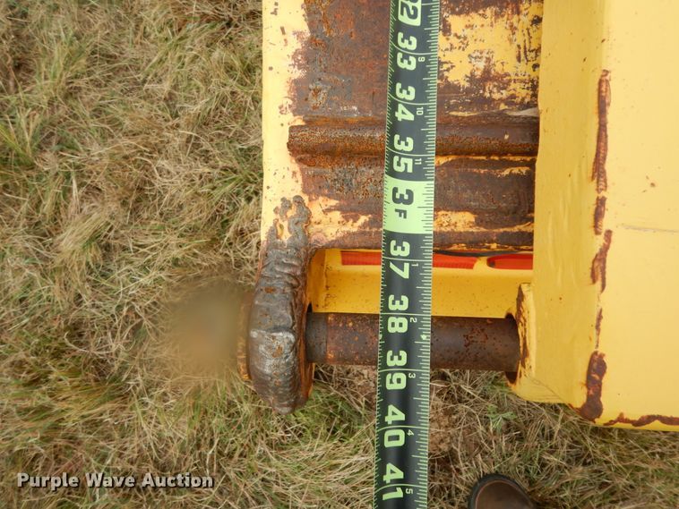 image for item DJ7477 1982 Nuttall 225-E  equipment trailer