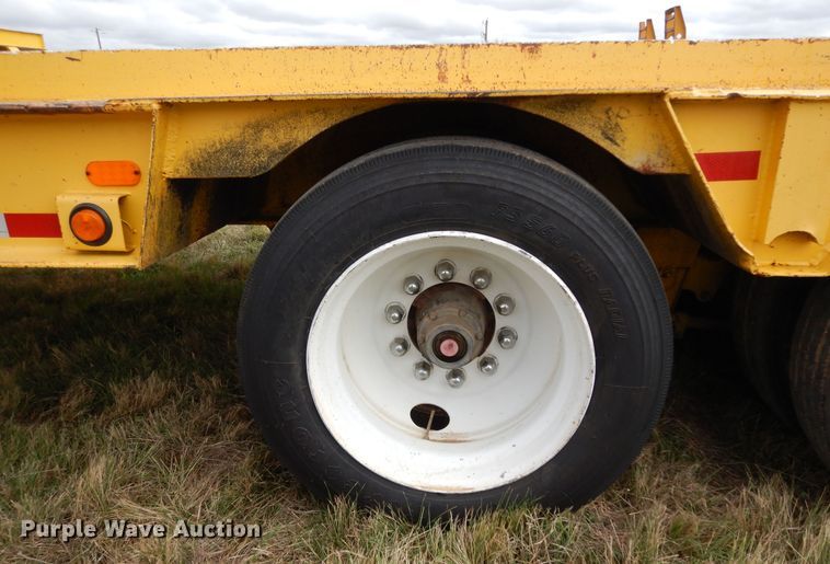 image for item DJ7477 1982 Nuttall 225-E  equipment trailer
