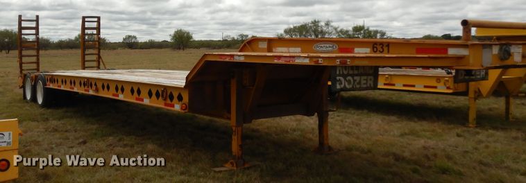 image for item DJ7479 2000 Fontaine FLT-7-35HBTW  drop deck equipment trailer