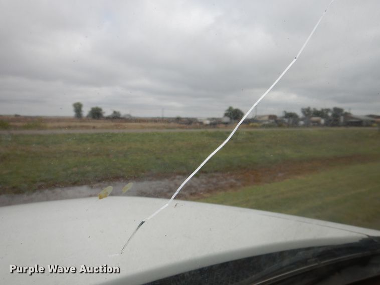 image for item DJ7514 2001 Mack CH613  semi truck