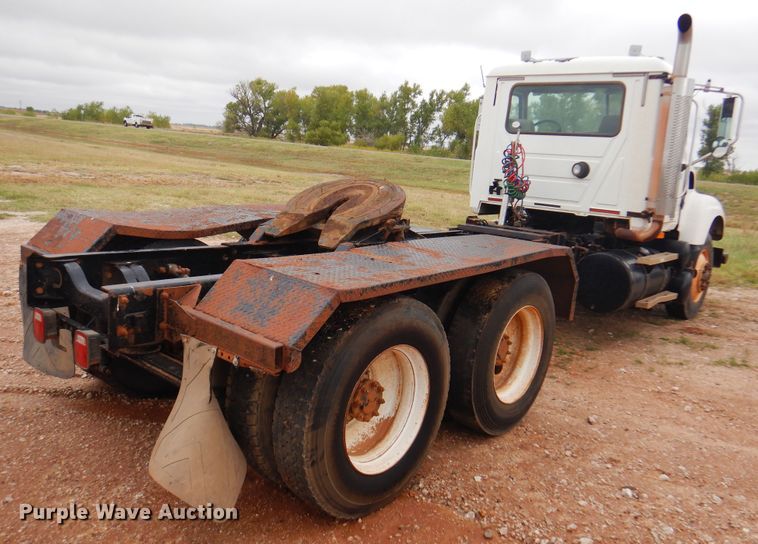image for item DJ7515 2005 Mack CV713  semi truck