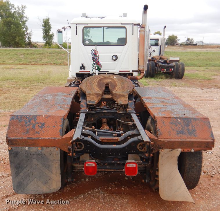 image for item DJ7515 2005 Mack CV713  semi truck