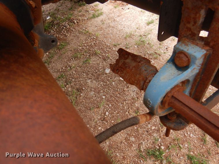 image for item DJ7515 2005 Mack CV713  semi truck