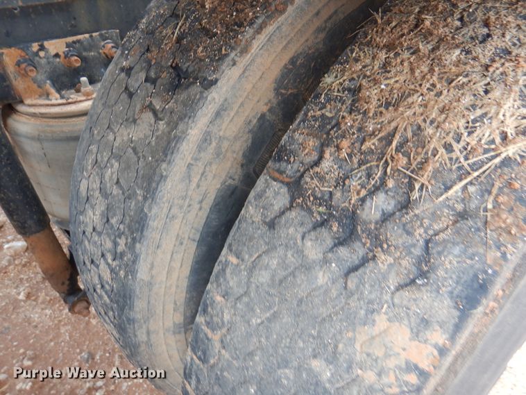 image for item DJ7515 2005 Mack CV713  semi truck