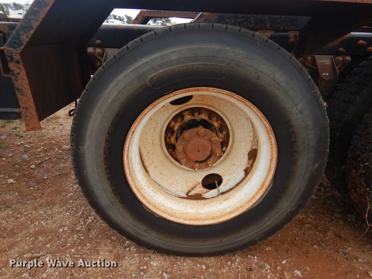 image for item DJ7515 2005 Mack CV713  semi truck