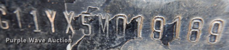 image for item DJ7515 2005 Mack CV713  semi truck