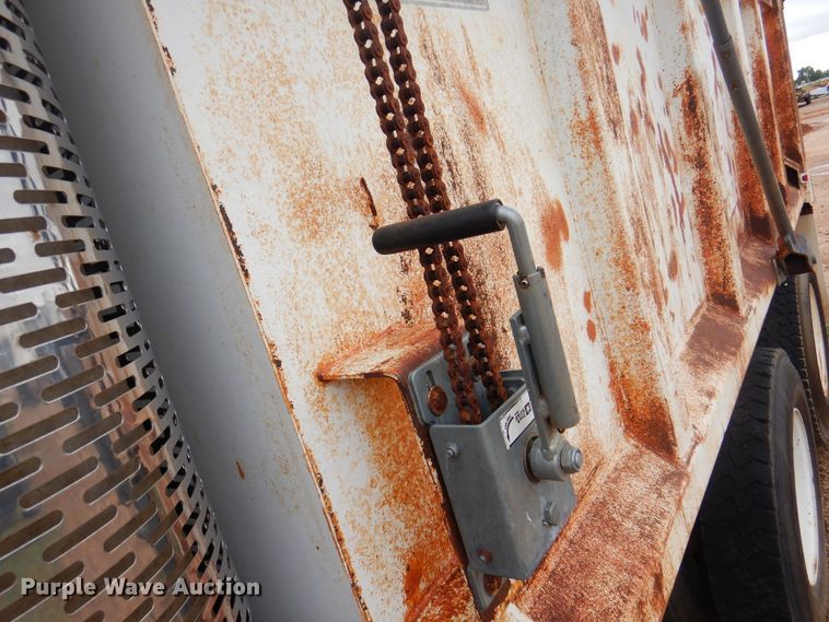 image for item DJ7516 2002 Mack CH613  dump truck