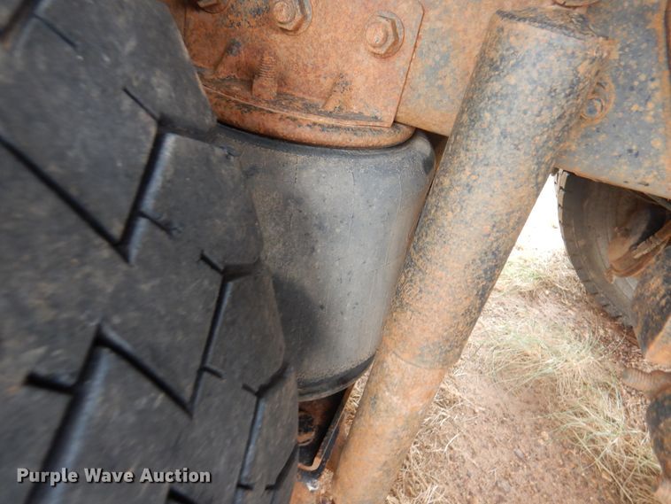 image for item DJ7516 2002 Mack CH613  dump truck