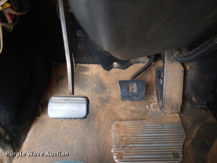 image for item DJ7516 2002 Mack CH613  dump truck